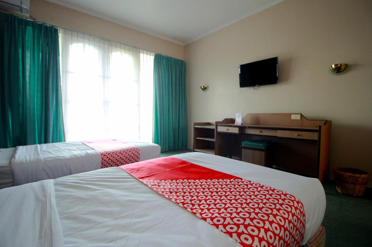 Oyo 2360 Hotel Rio 明古鲁 外观 照片